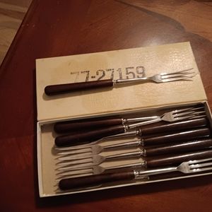 9 fondue forks. Made in France inox